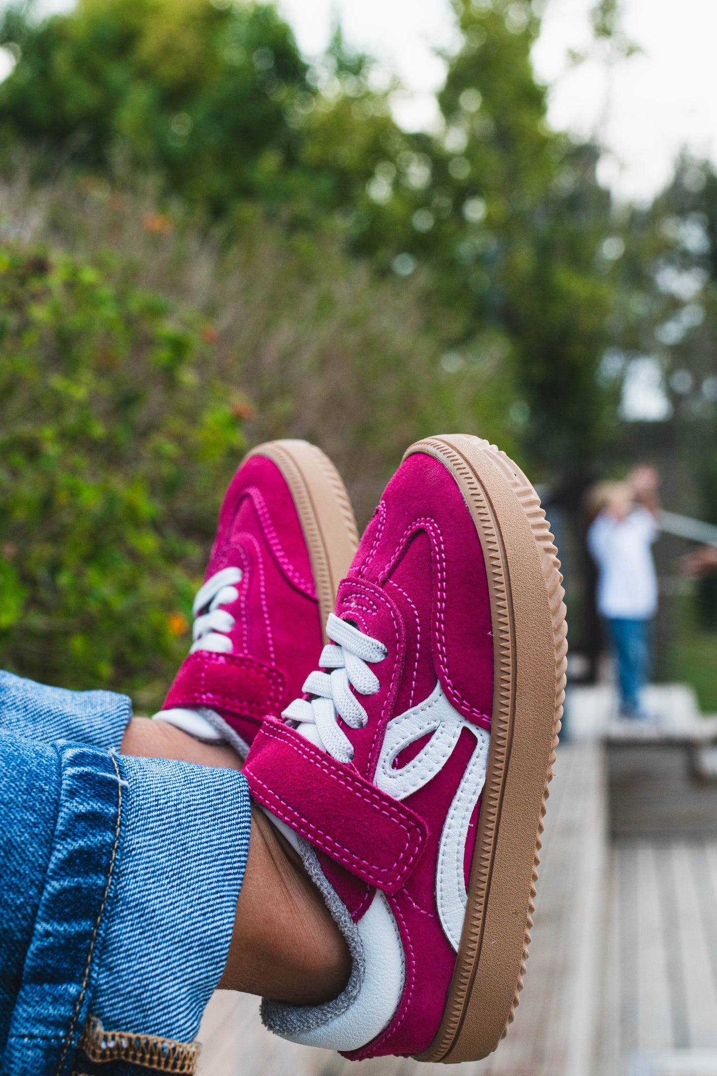 Lejan One - Rosa Lejan