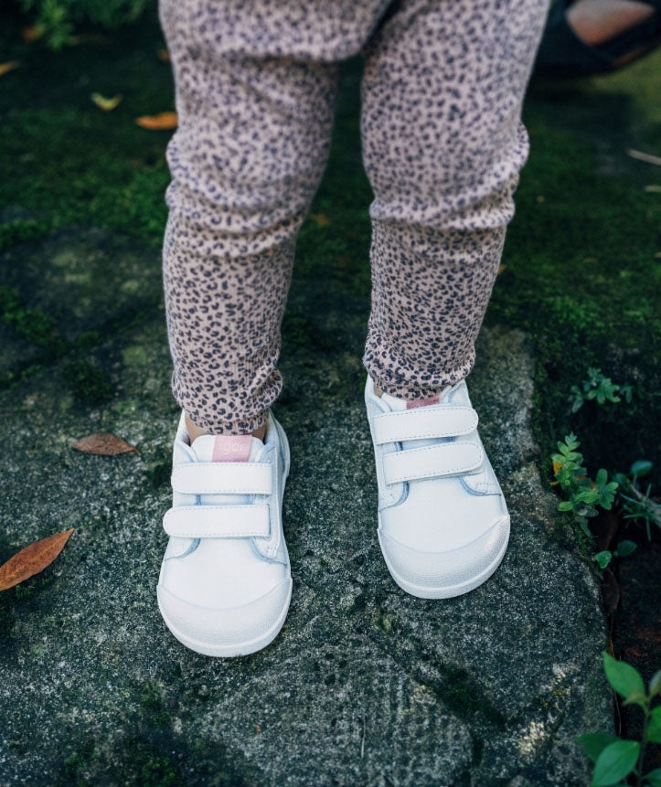 Igor Barefoot - Tennis Rosa Igor